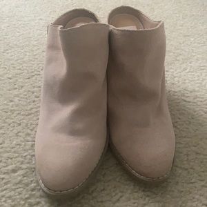 Dolce Vita backless booties sz 8.5